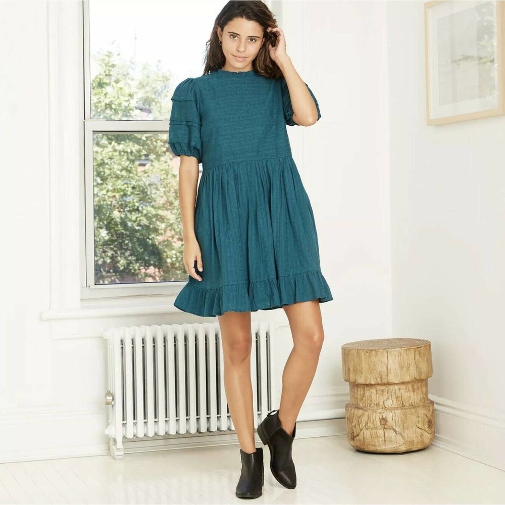Universal Thread Mini Dress Size XS Puff Short Sleeve Ruffle Crew Neck Green
